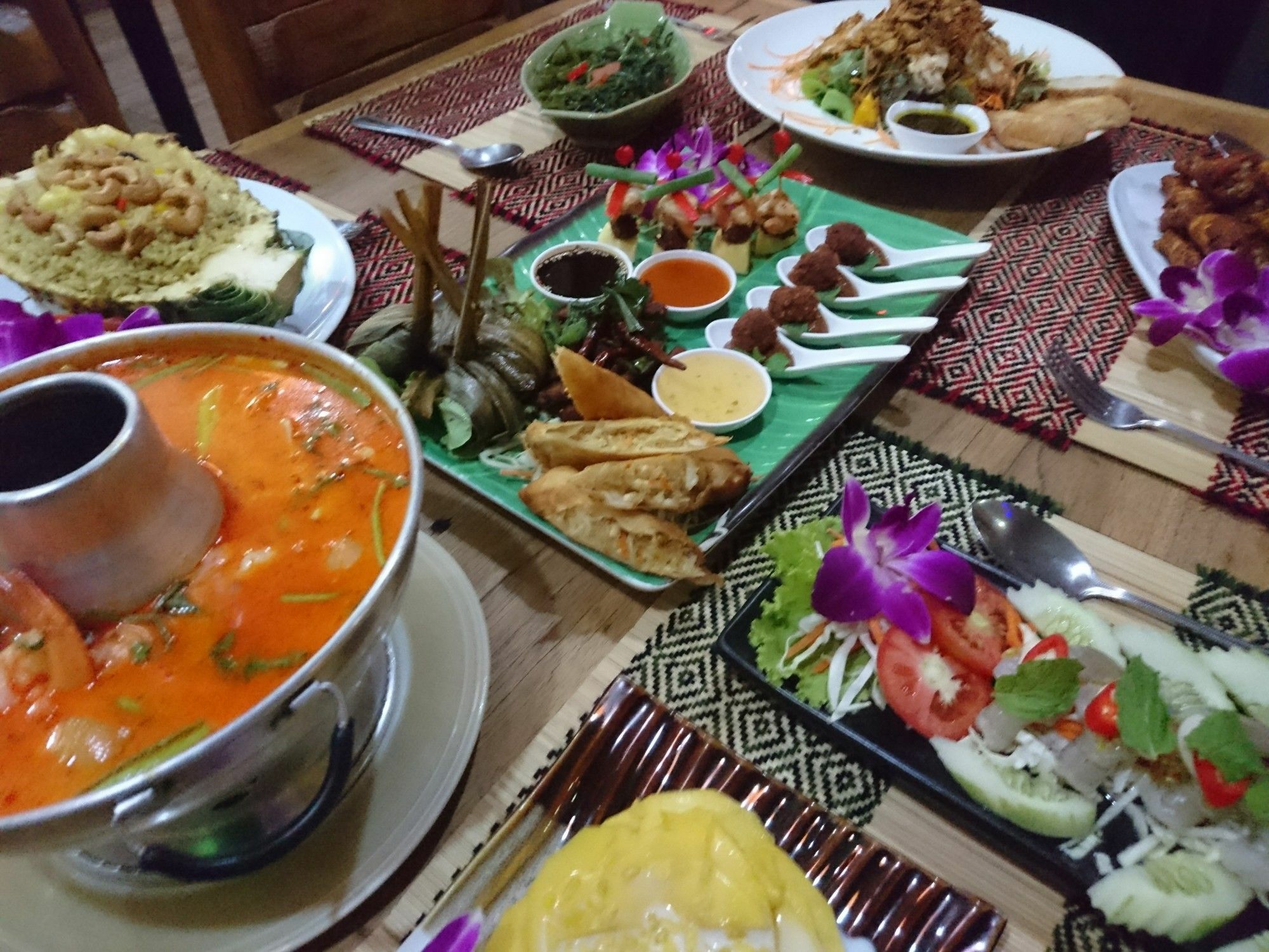 Central Guesthouse Chiang Mai Buitenkant foto